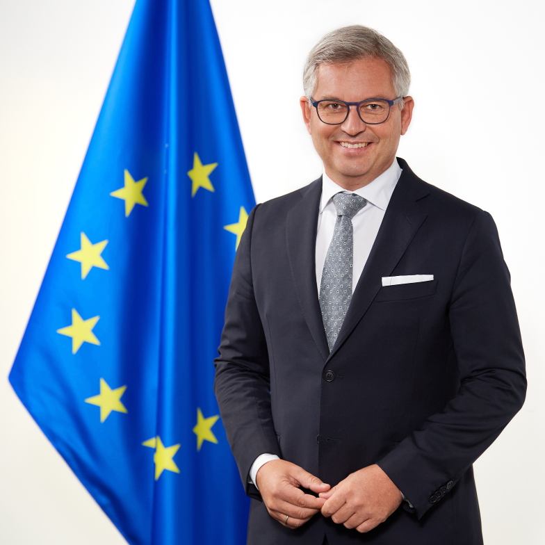 speaker-image